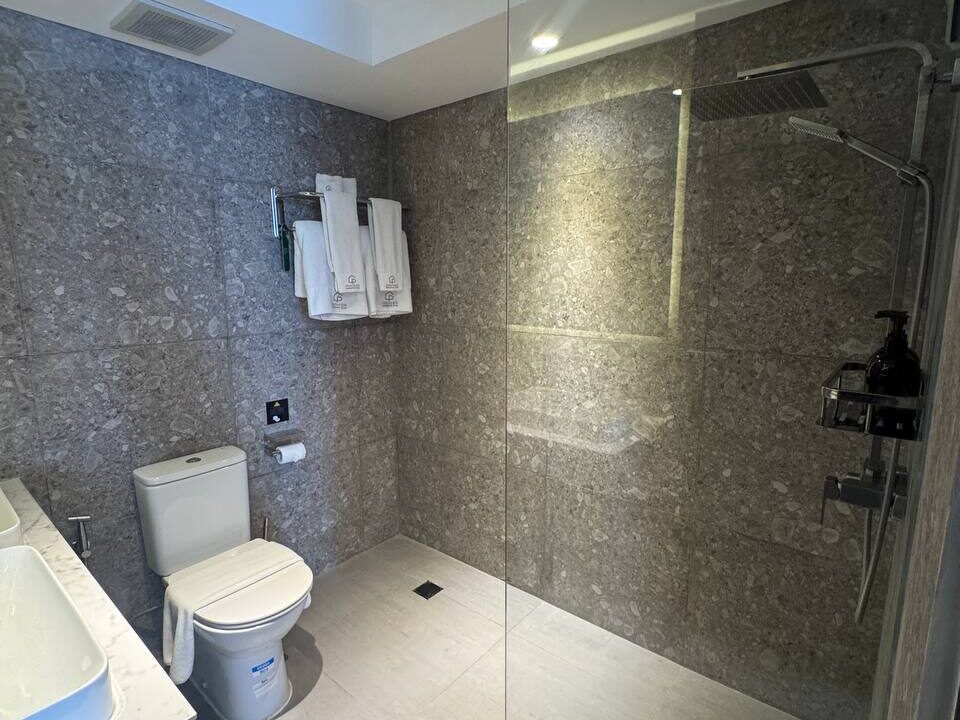 Modern 3-Bedroom Villa for Sale in Umalas – Located in Exclusive Villa Complex (18)