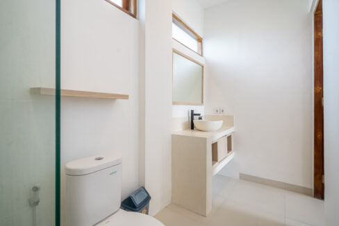 Prime Umalas 2-Bedroom Leasehold Villa – High-Yield Investment Opportunity (20)