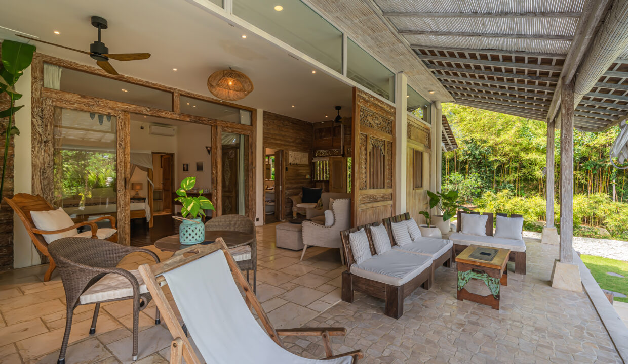 6-Bedroom Luxury Villa for Sale in Canggu – Prime Investm (2)
