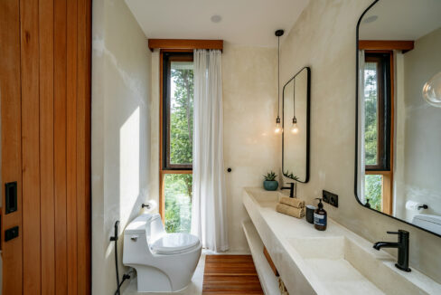 Modern Tropical 2-Bedroom Villa for Sale in Uluwatu – Tourism Zone Investment (10)