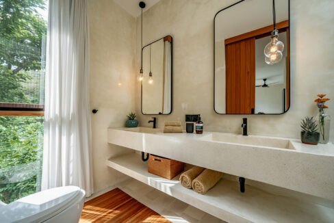 Modern Tropical 2-Bedroom Villa for Sale in Uluwatu – Tourism Zone Investment (13)