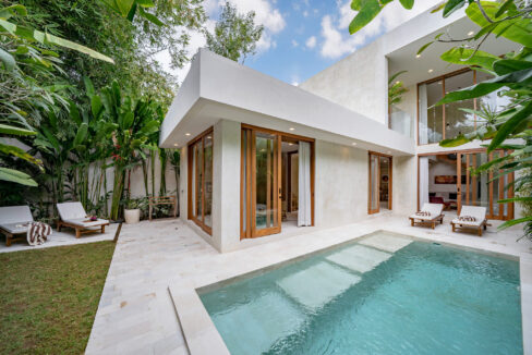 Modern Tropical 2-Bedroom Villa for Sale in Uluwatu – Tourism Zone Investment (2)