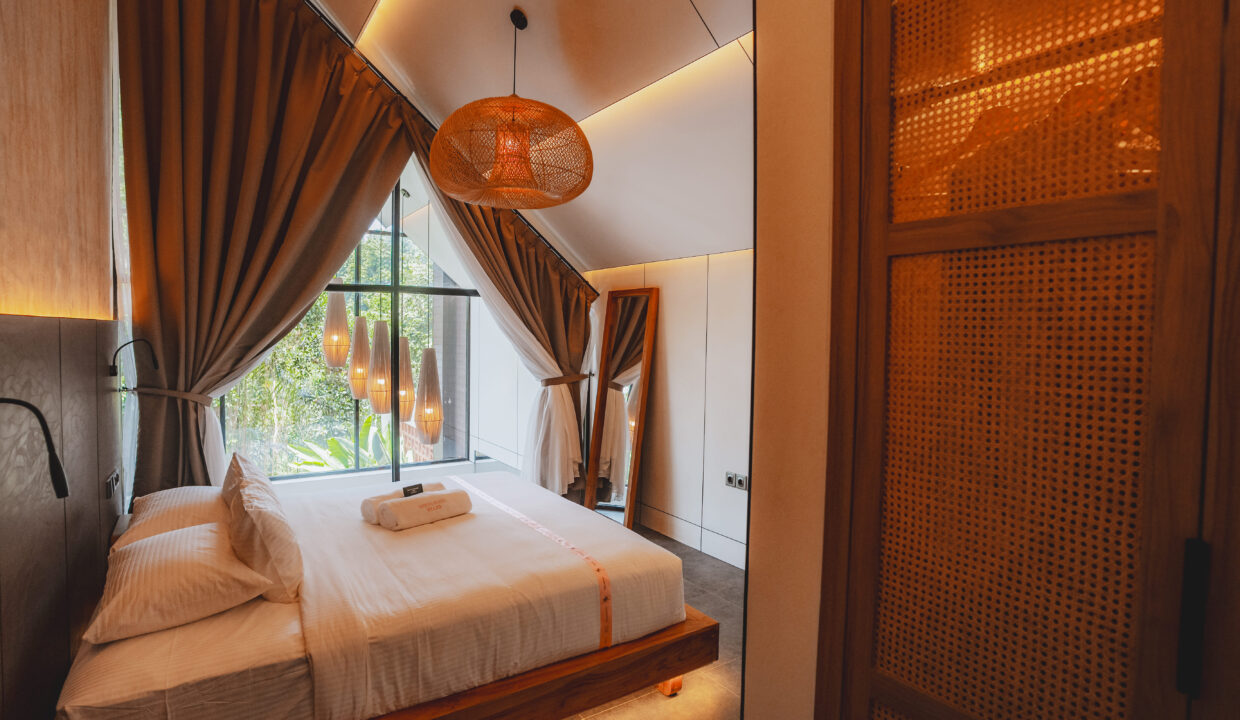Modern Tropical Villas for Long & Medium-Term Rental in Bali (11)