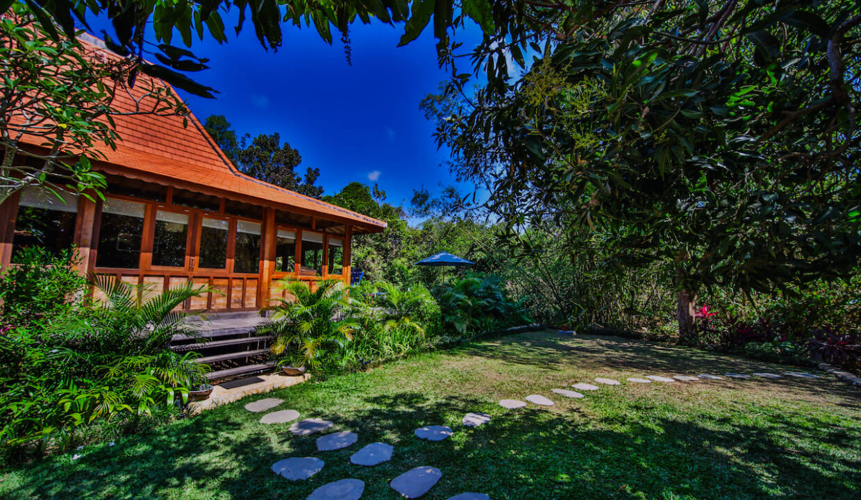 Eco-Luxury Gladak Villa for Sale in Uluwatu – Unique Investment Opportunity (20)