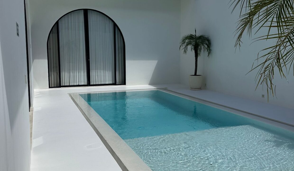 Modern Mediterranean Investment Villa in Padonan Prime Bali Rental Opportunity