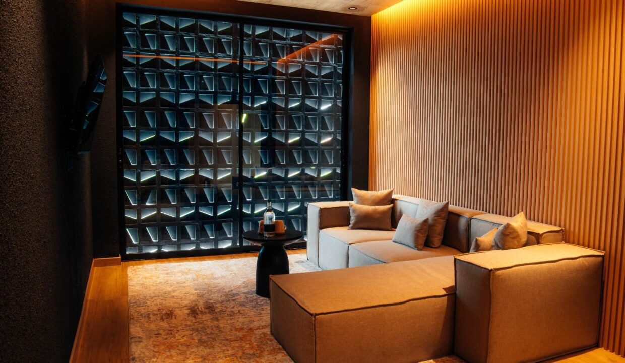 Investment Opportunity in the Heart of Berawa - Prime Berawa Boutique Hotel (2)