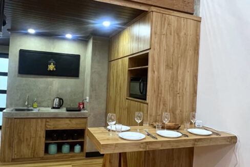 Newly Renovated Loft Apartment in the Heart of Seminyak (6)