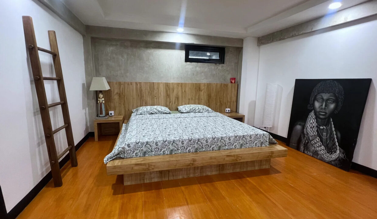 Newly Renovated Loft Apartment in the Heart of Seminyak (7)