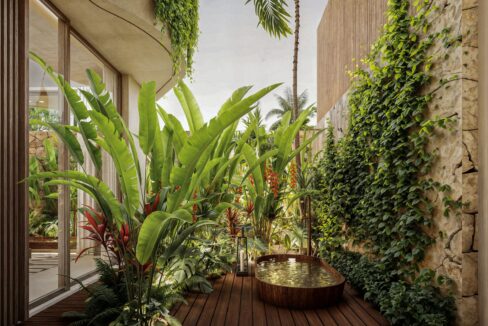 Exclusive 3-Bedroom Villa Featuring a Rooftop Infinity Pool in Ulu (10)