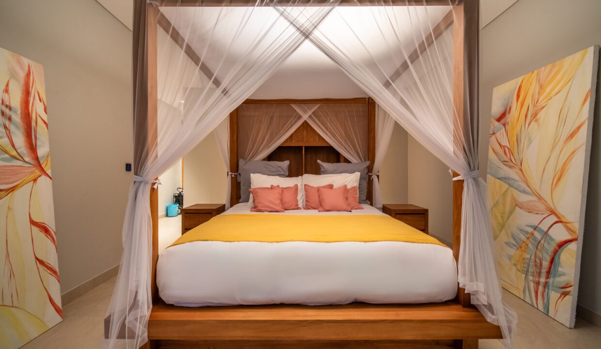 Luxury Contemporary Tropical Villa for Lease in Sanur - 4-Bedroom Family Estate with Cinema, Gym (18)