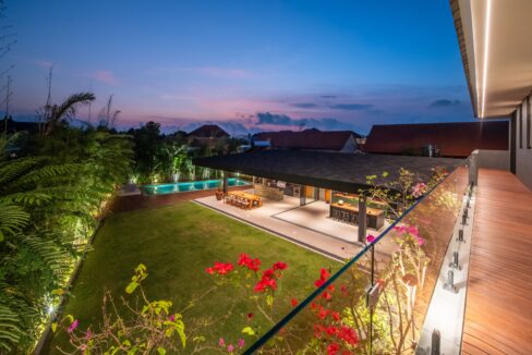 Luxury Contemporary Tropical Villa for Lease in Sanur - 4-Bedroom Family Estate with Cinema, Gym (28)