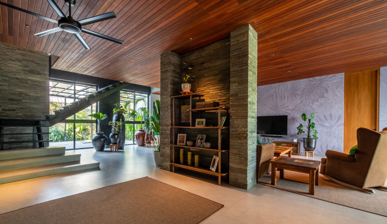 Luxury Contemporary Tropical Villa for Lease in Sanur - 4-Bedroom Family Estate with Cinema, Gym (6)