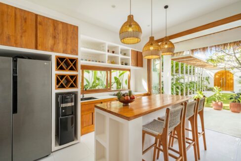 Mediterranean-Style 4-Bedroom Villa for Sale in Canggu (7)